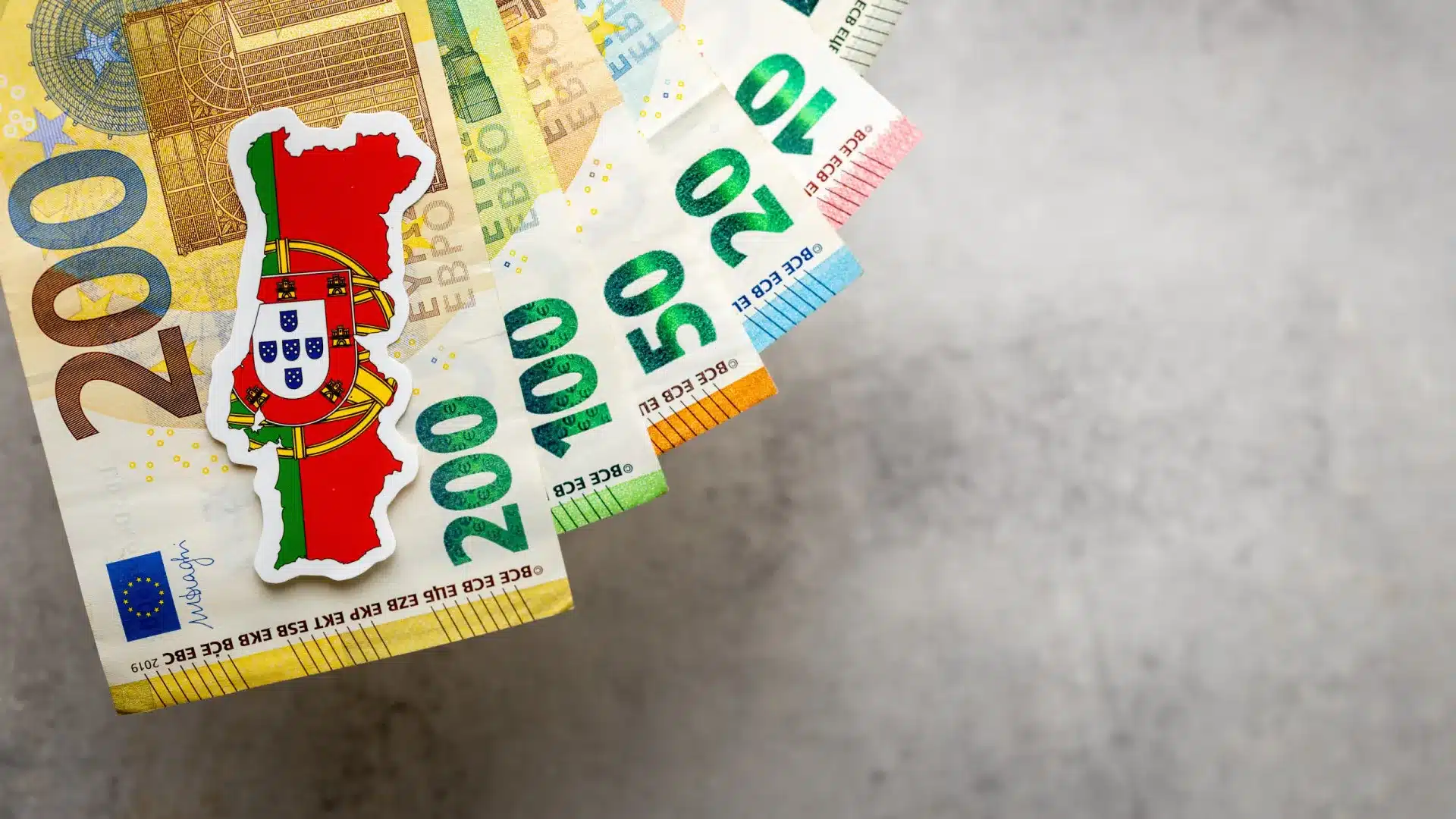 Bruxelles choisit deux projets portugais pour l'énergie et la mobilité