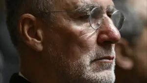 Cavaco soutient Mendes ? "C'est un grand compliment" d'être "un danger pour son protégé"