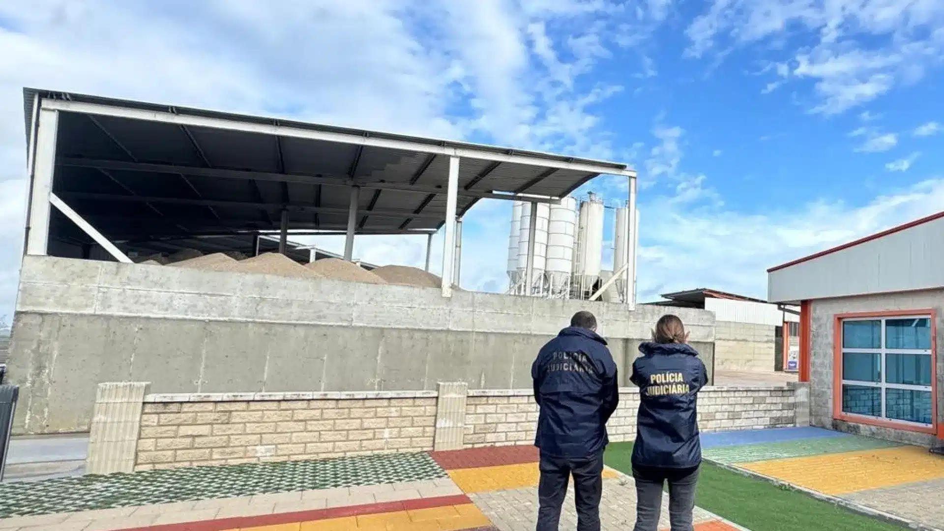 Crimes environnementaux : PJ effectue des perquisitions à la Chambre d'Ourém, dans des entreprises et plus