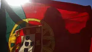 De la révolution dans la rue à la fin de la révolution. Chronologie jusqu'au 25 novembre.