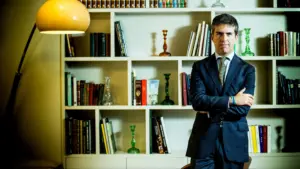 Défi des politiciens ? "Rendre la modération 'sexy' pour les algorithmes"