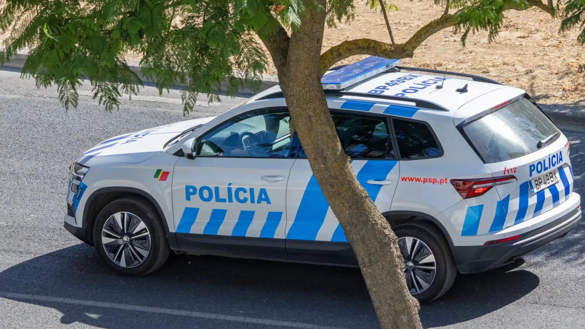 Délit de fuite laisse un homme grièvement blessé à Bragança.