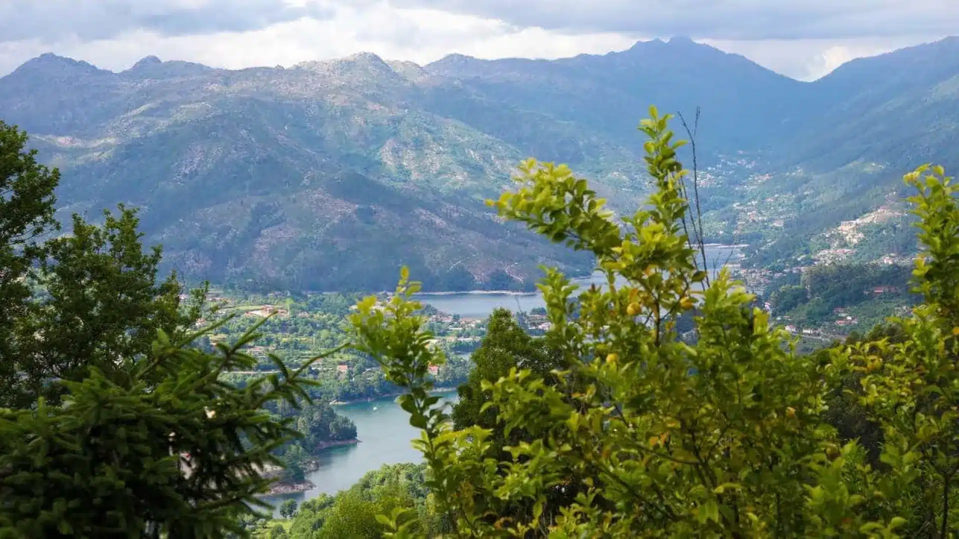 Des touristes canadiens perdus dans le Gerês retrouvés grâce à un drone.