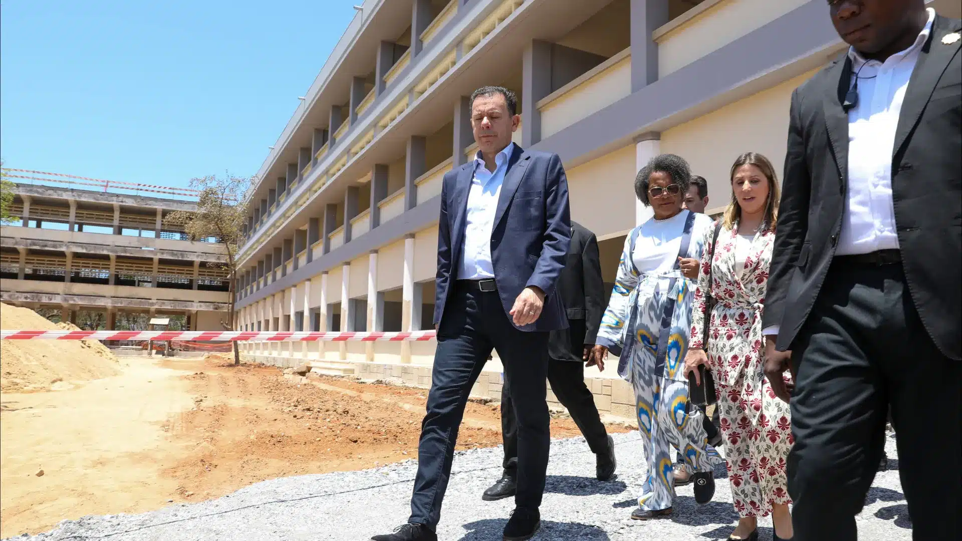 Écoutes ? Il est nécessaire de garantir qu'elles "sont effectuées dans la légalité".