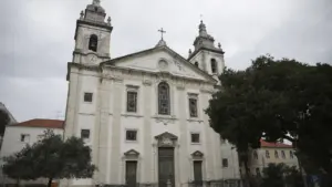 Église de Sainte-Isabel à Lisbonne en voie de classement national