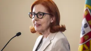 Environnement : Les retards dans les projets bloquent la réduction des émissions, déclare la ministre.