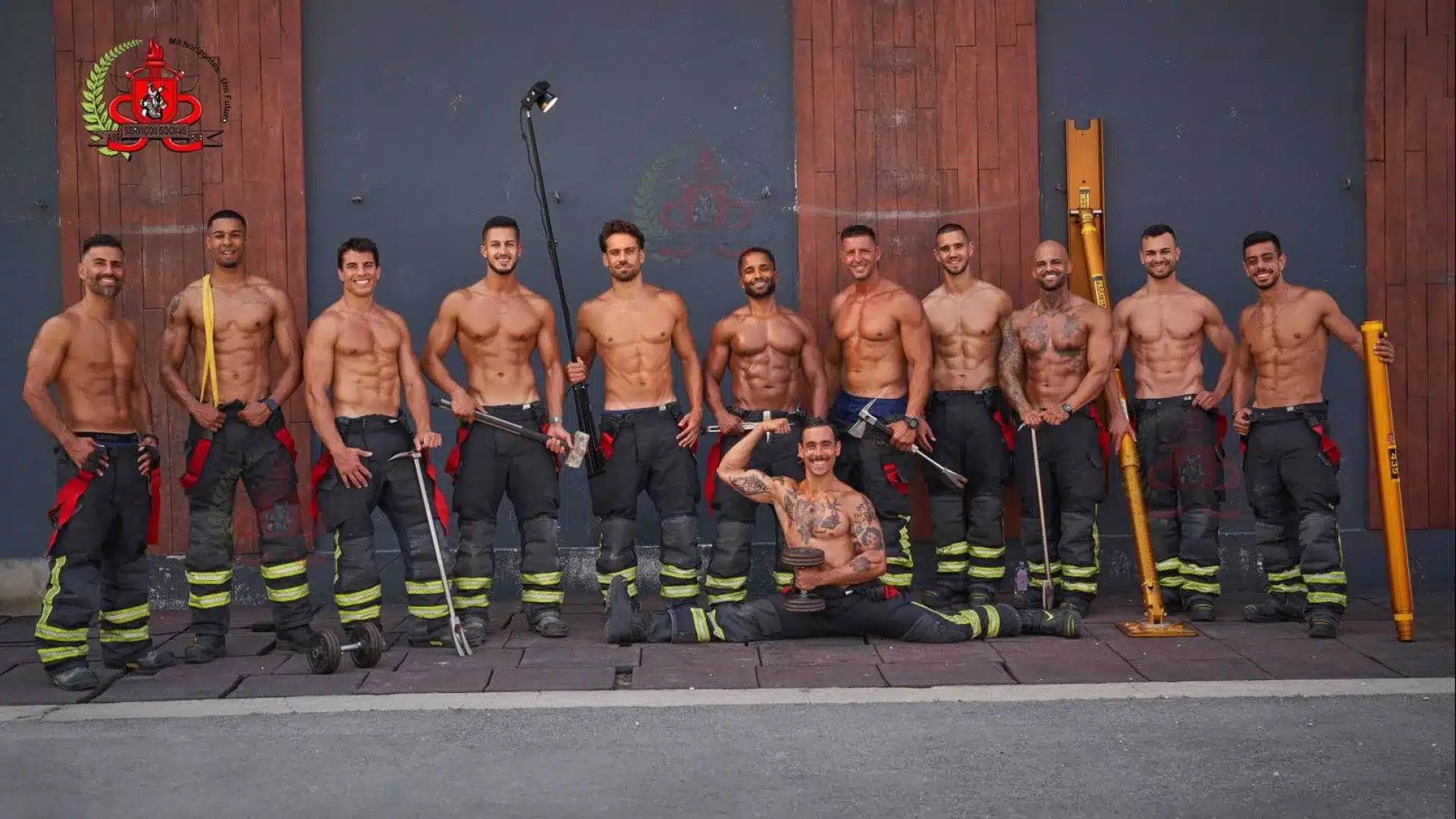 Froid ? Il va faire chaud : Les pompiers de Lisbonne lancent un calendrier solidaire.