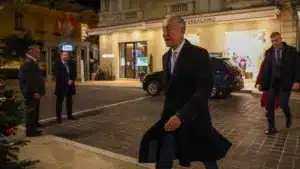 « Il est préférable d'avoir un excédent, aussi petit soit-il », alerte le Président.