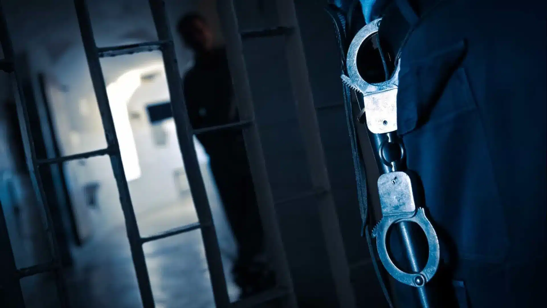 Instructeur détenu pour abus d'un jeune athlète en détention provisoire. Il y a plus de victimes.