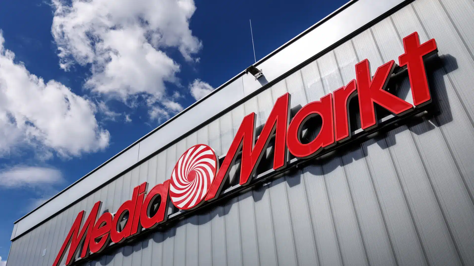 iPads à 15€ ? MediaMarkt fait une promotion par erreur et prend une décision controversée.