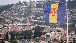 La Capitainerie de Funchal prolonge les avertissements météorologiques jusqu'à samedi matin.