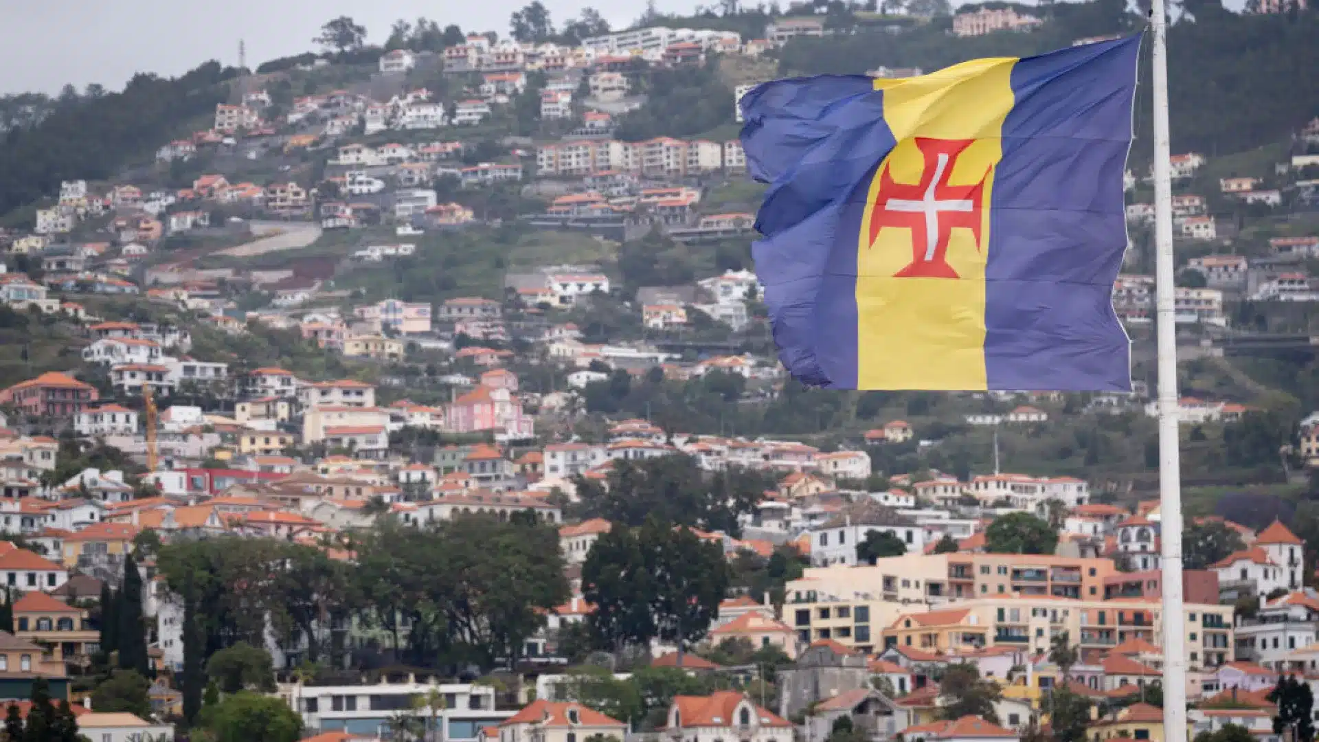 La Capitainerie de Funchal prolonge les avertissements météorologiques jusqu'à samedi matin.