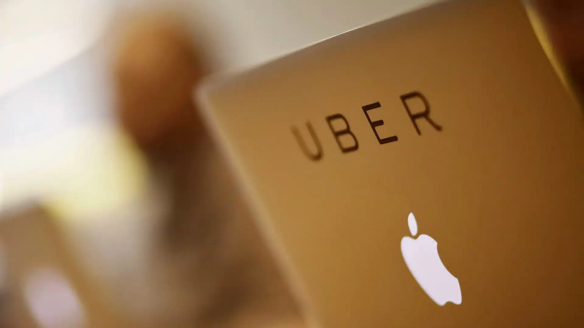 L'association indignée par la "nouvelle réduction unilatérale des tarifs" par Uber