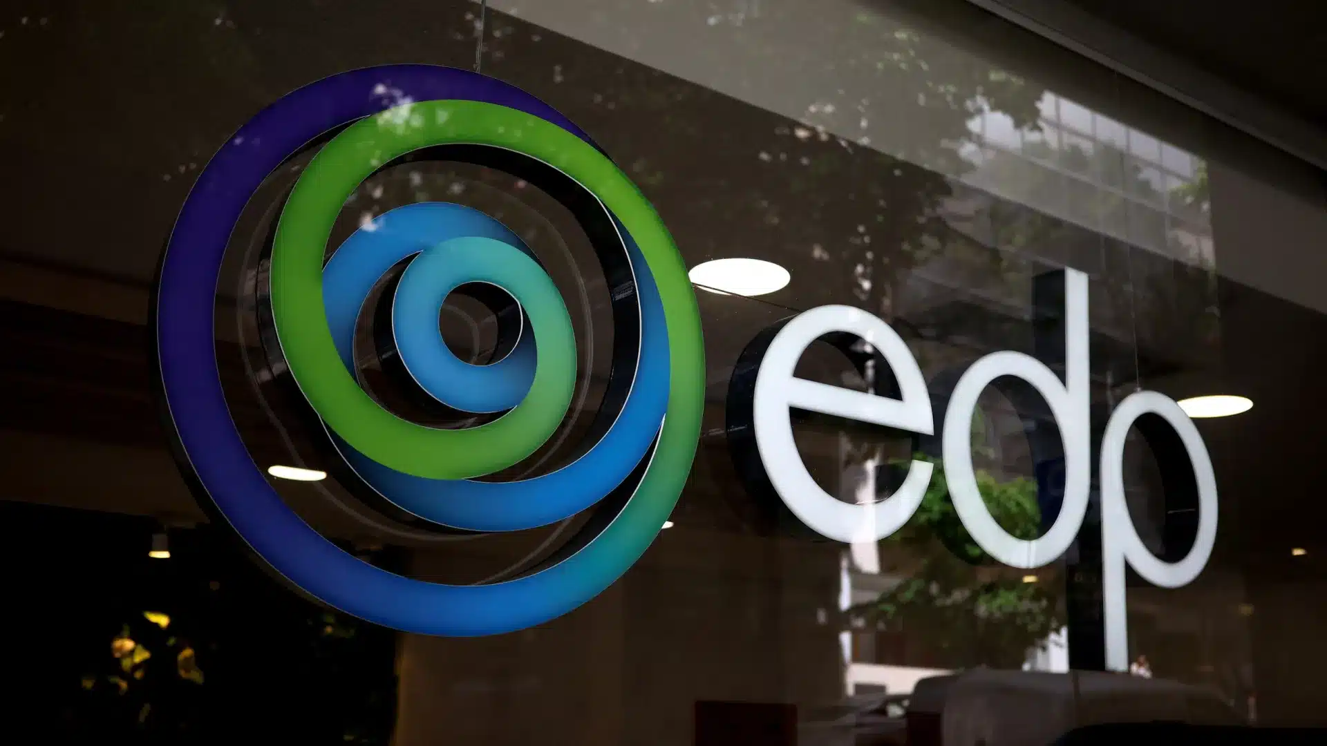 Le bénéfice d'EDP chute de 12 % à 952 millions d'euros jusqu'en septembre.