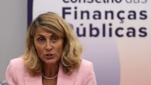 Le gouvernement a l'intention de revoir "significativement" les dépenses de santé.