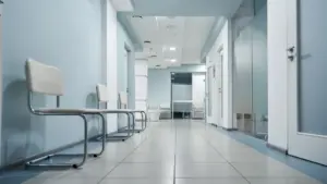 Le gouvernement approuve les décrets sur les urgences régionales et les centres d'obstétrique.