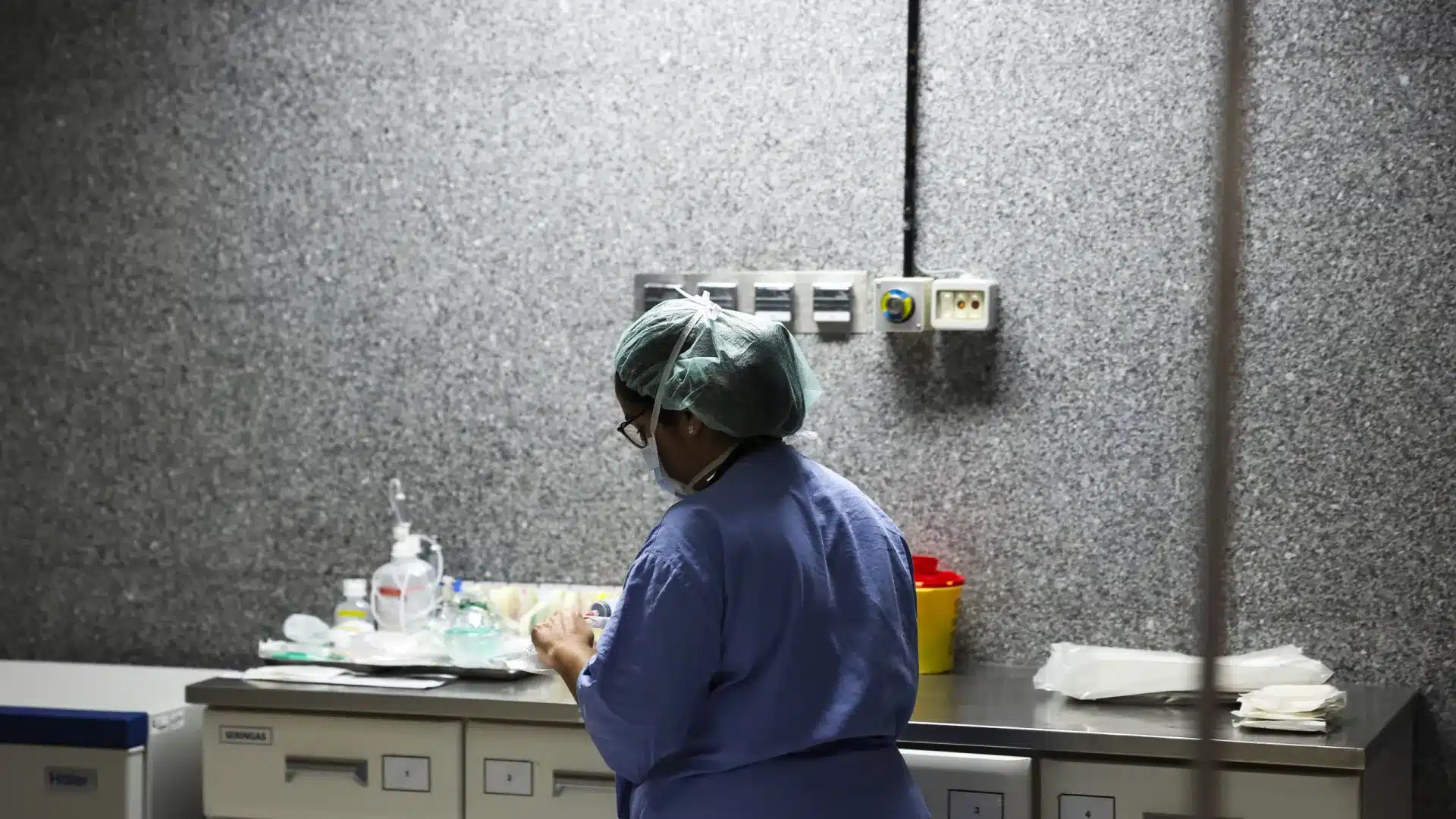 Le gouvernement veut réduire la facture avec les fournisseurs du SNS.