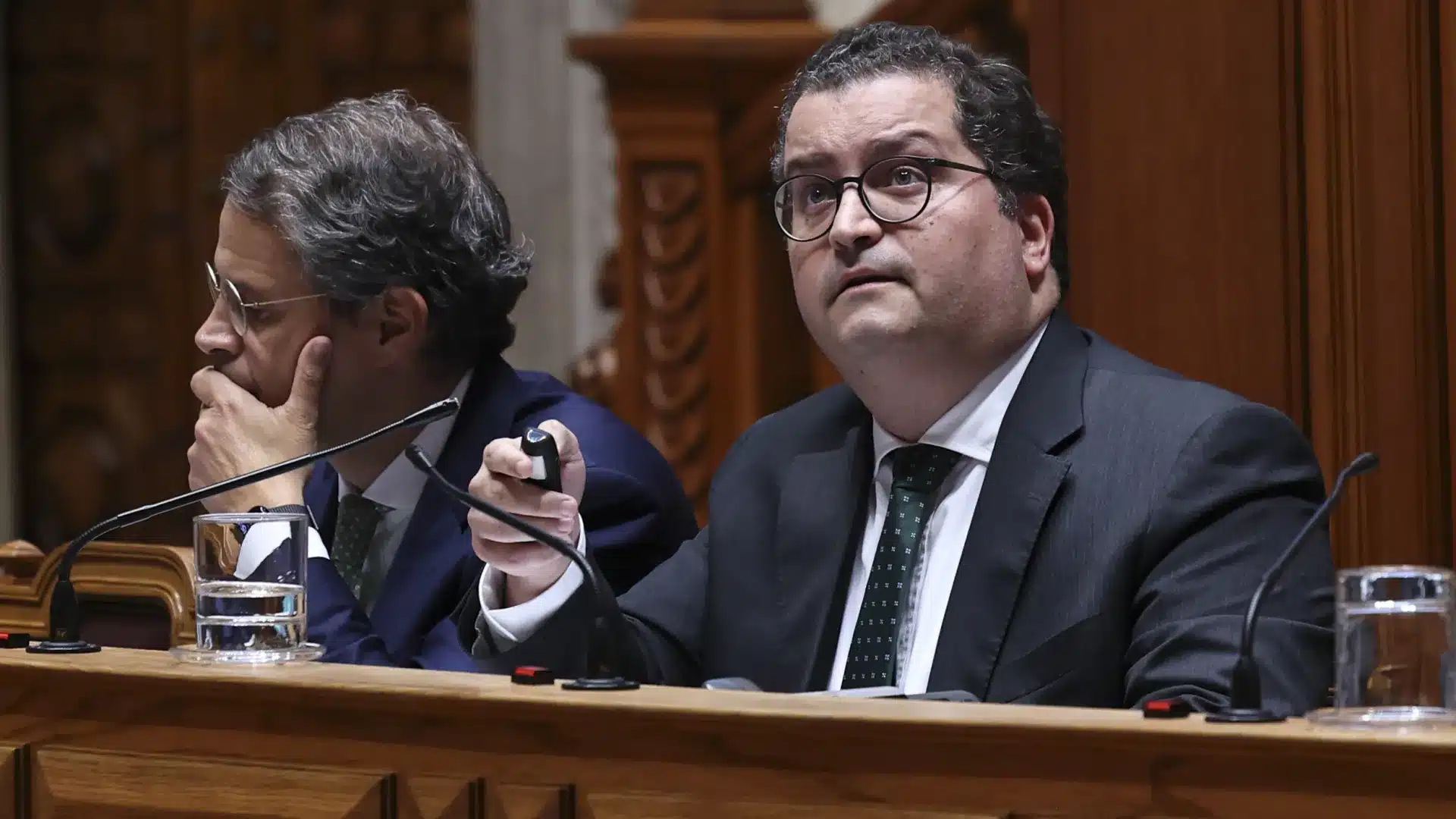 Le ministre affirme que la proposition du PS pour l'augmentation des pensions est "contradictoire".