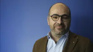 Le ministre refuse d'être "commentateur" de la gravité de l'alternative pour le TGV à Gaia.