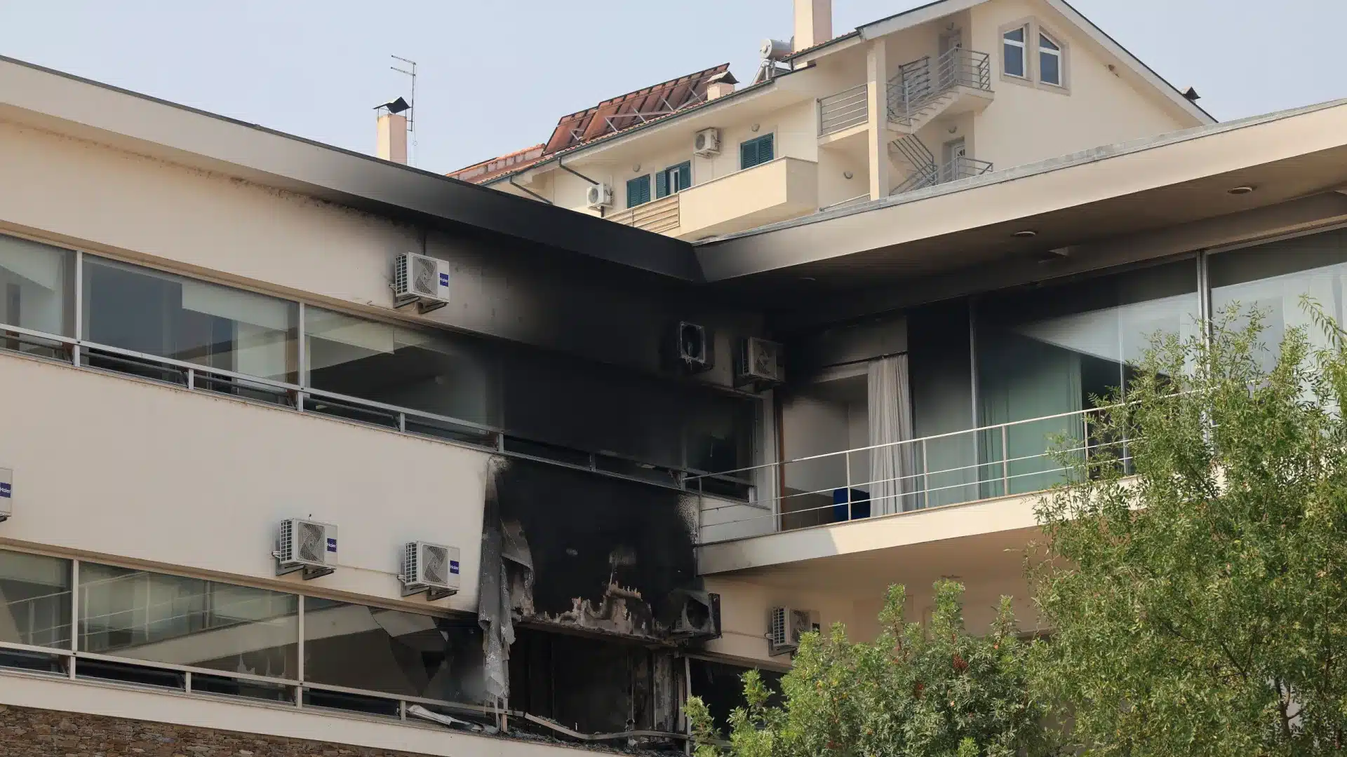 Le pont qui a brûlé à Mirandela rouvrira d'ici début 2026