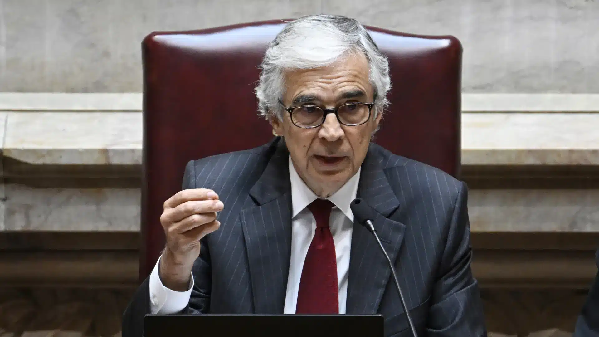 Le Président de l'AR parle d'une "bonne conjoncture" pour changer le secteur de la justice.