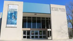 Le président de l'INSA demande une révision des statuts pour renforcer la réponse.