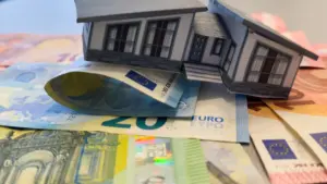 Le soutien au revenu suscite la polémique : Après tout, qui a droit de recevoir ?