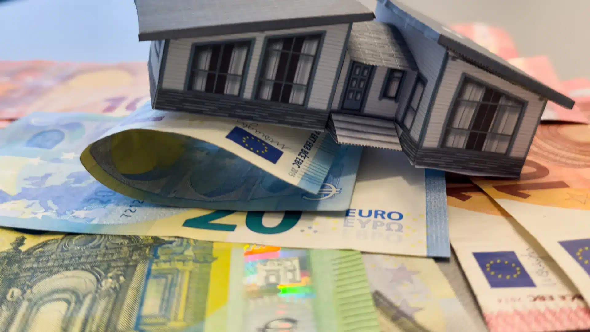 Le soutien au revenu suscite la polémique : Après tout, qui a droit de recevoir ?