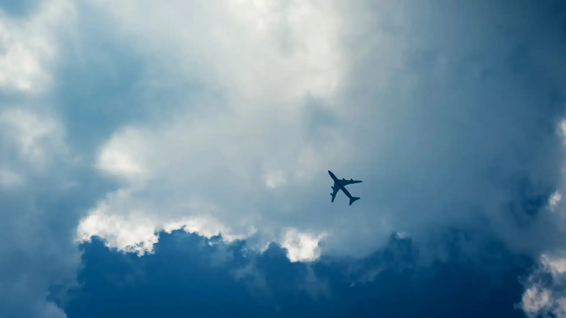 Le syndicat de l'aviation affirme que la révision du travail est un "recul social".