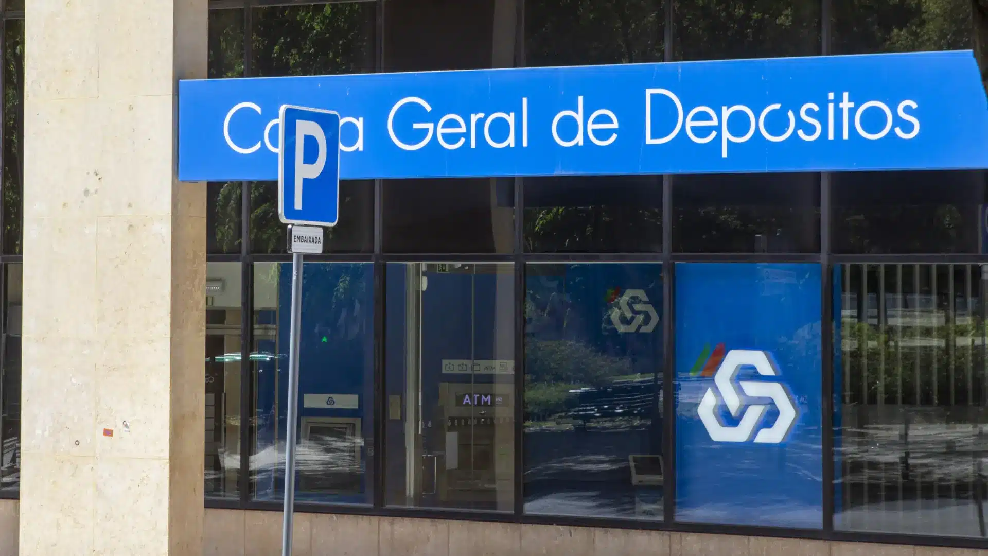 Les bénéfices de la CGD augmentent de 2 % pour atteindre 1 400 millions d'euros jusqu'en septembre.