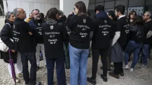 Les experts de la PJ protestent pour une carrière propre et accusent la direction de les subalterniser.