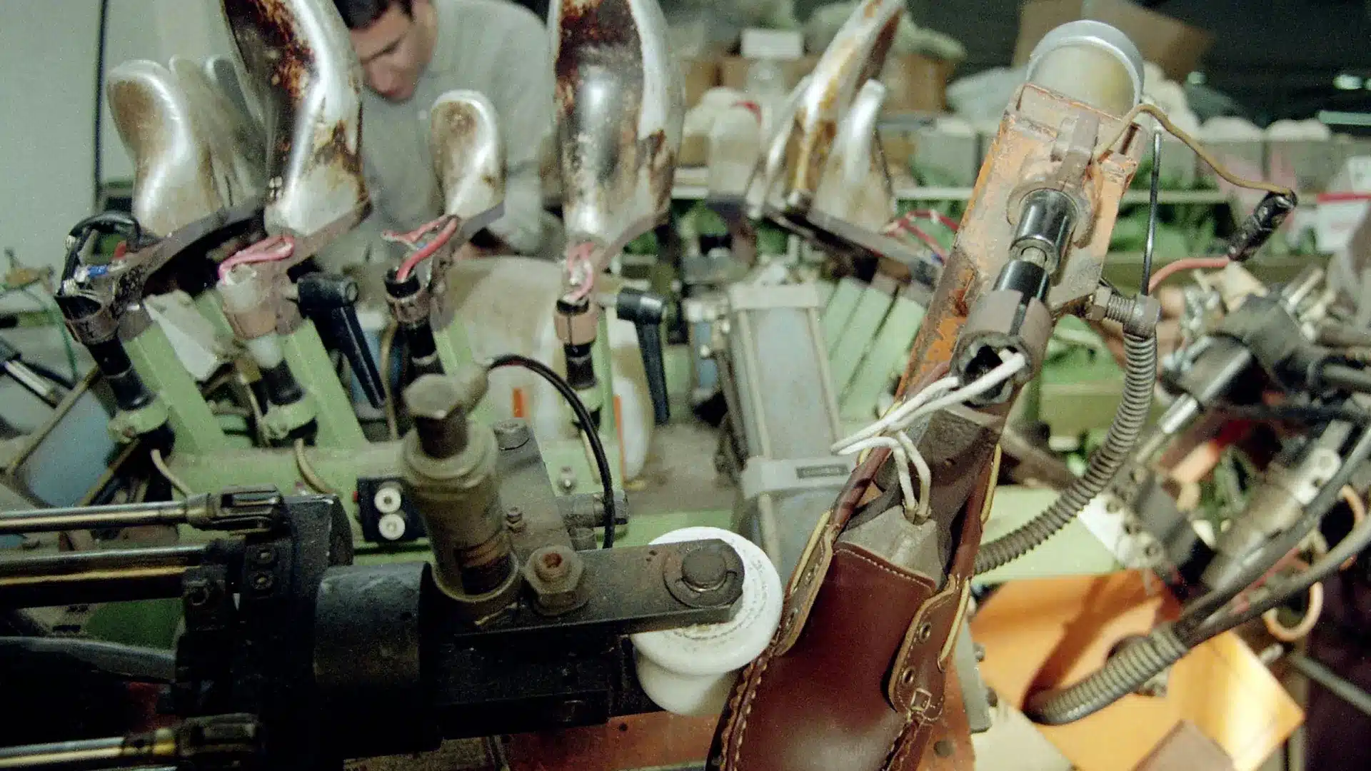 Les exportations de chaussures augmentent de 3,8 % en volume et de 2,1 % en valeur.