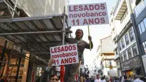 Les lésés des papiers commerciaux réclament un paiement au nouveau propriétaire de Novo Banco.