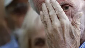 Les personnes âgées qui dénoncent leurs enfants pour violence veulent un traitement et non une punition.