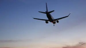 Les transitaires dénoncent "l'effondrement" de la manutention du fret dans les principaux aéroports.