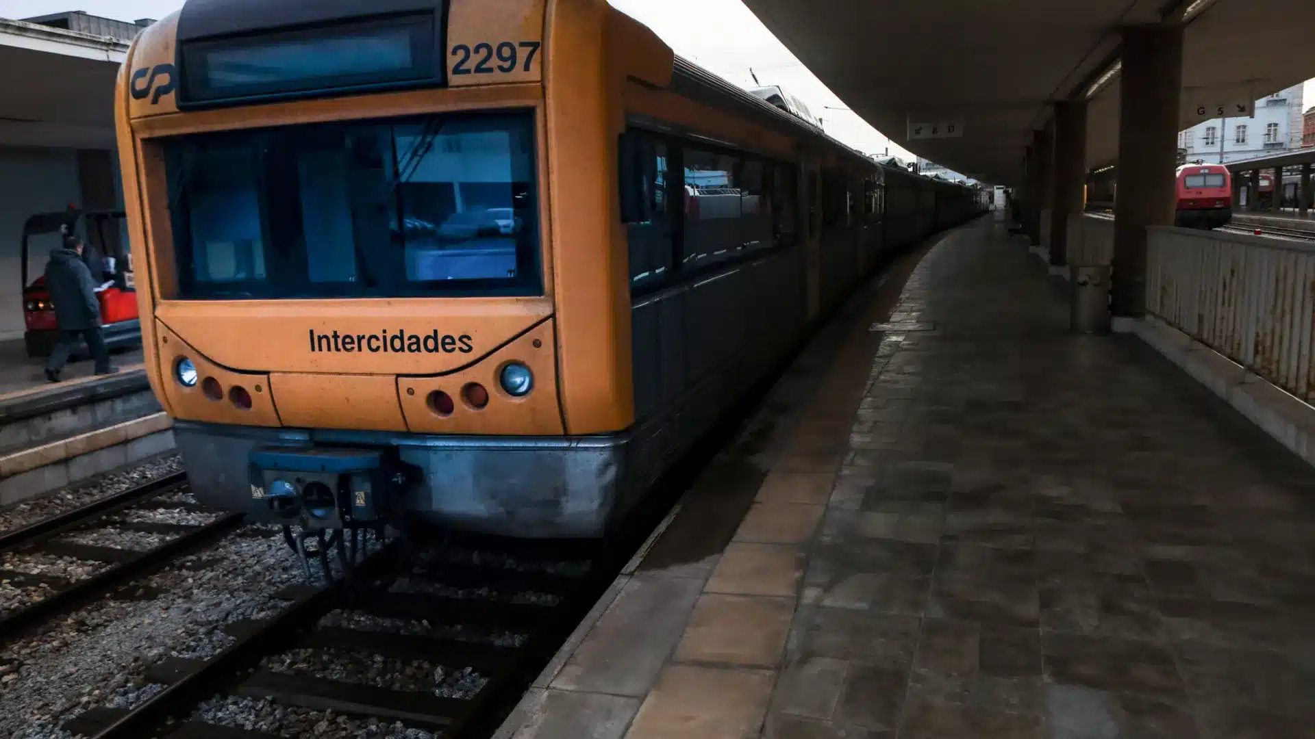 Les travailleurs des bars des trains lancent une grève. Quand ?