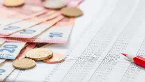 Les travailleurs des impôts pointent le "non-respect" du gouvernement.