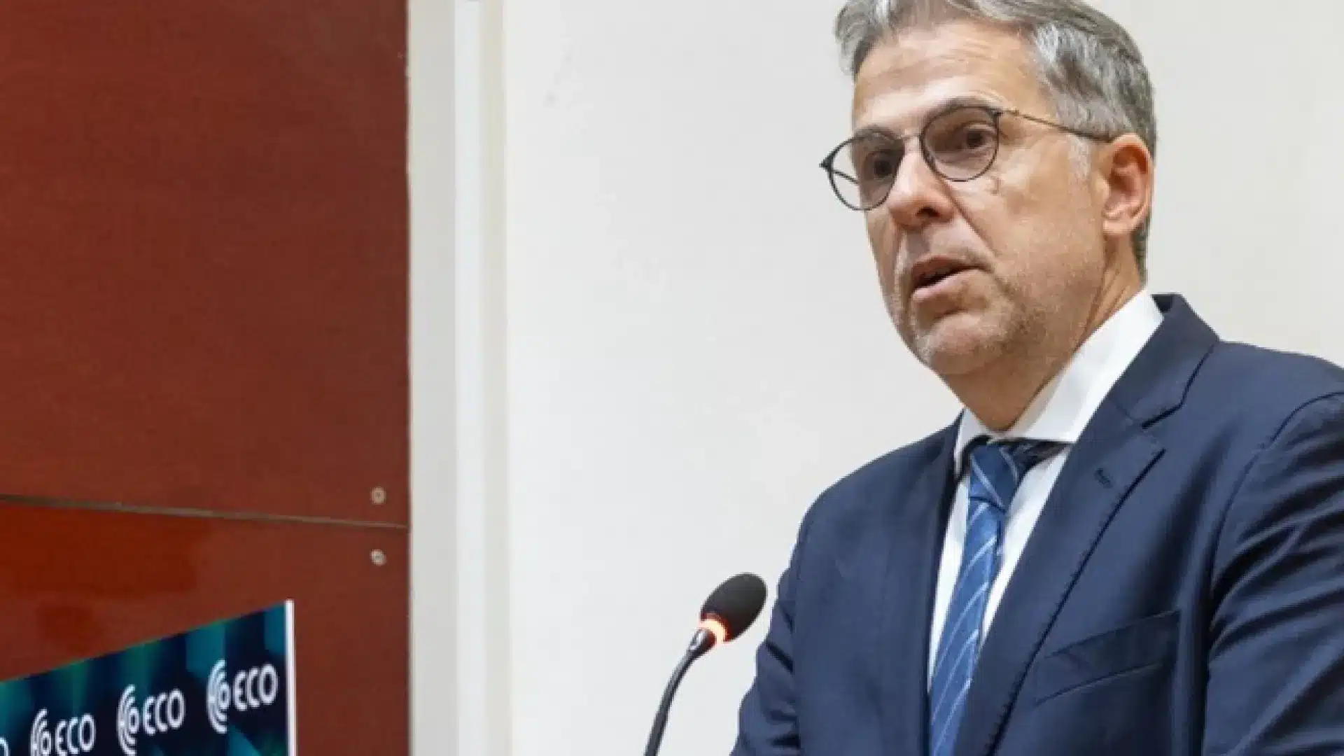 L'ordre considère inacceptable le refus de délai pour que l'avocat d'office consulte le dossier.