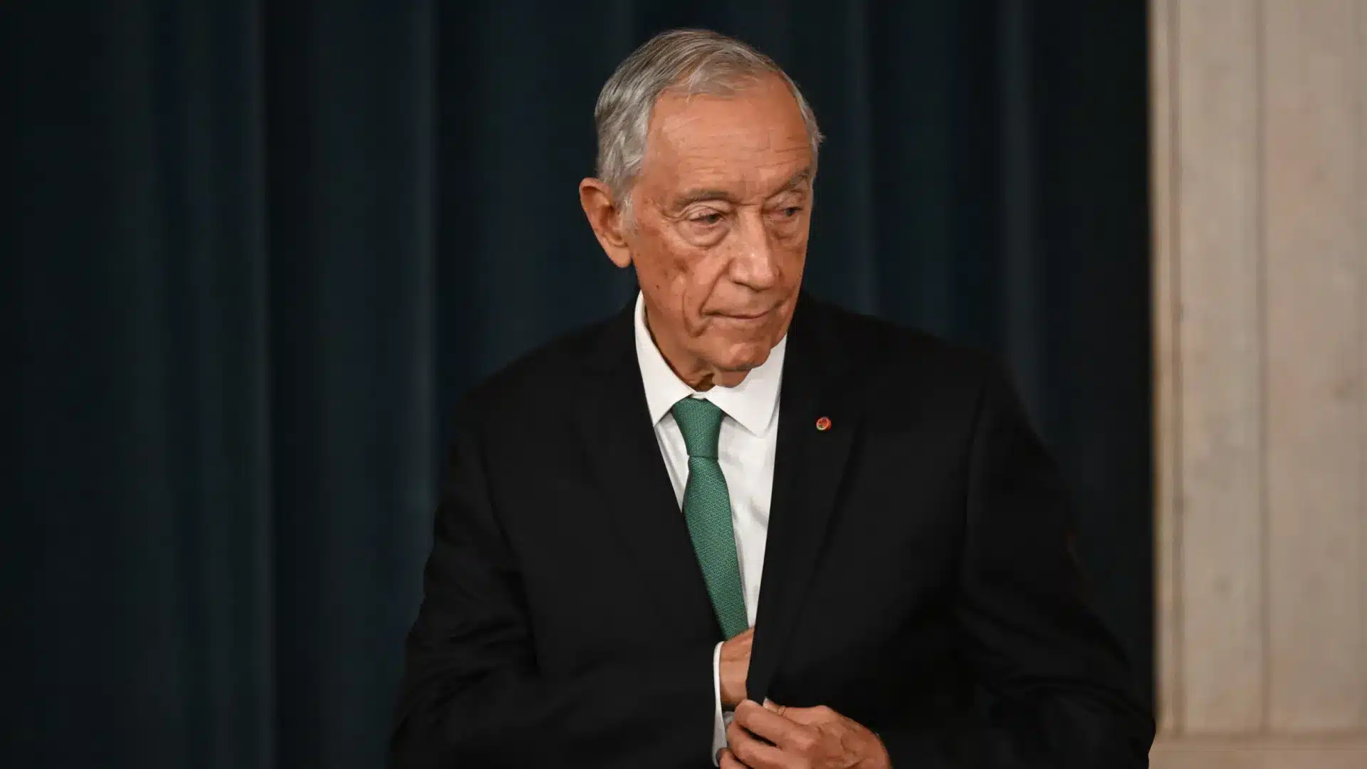 Marcelo loue les Portugais qui ont résisté en Angola