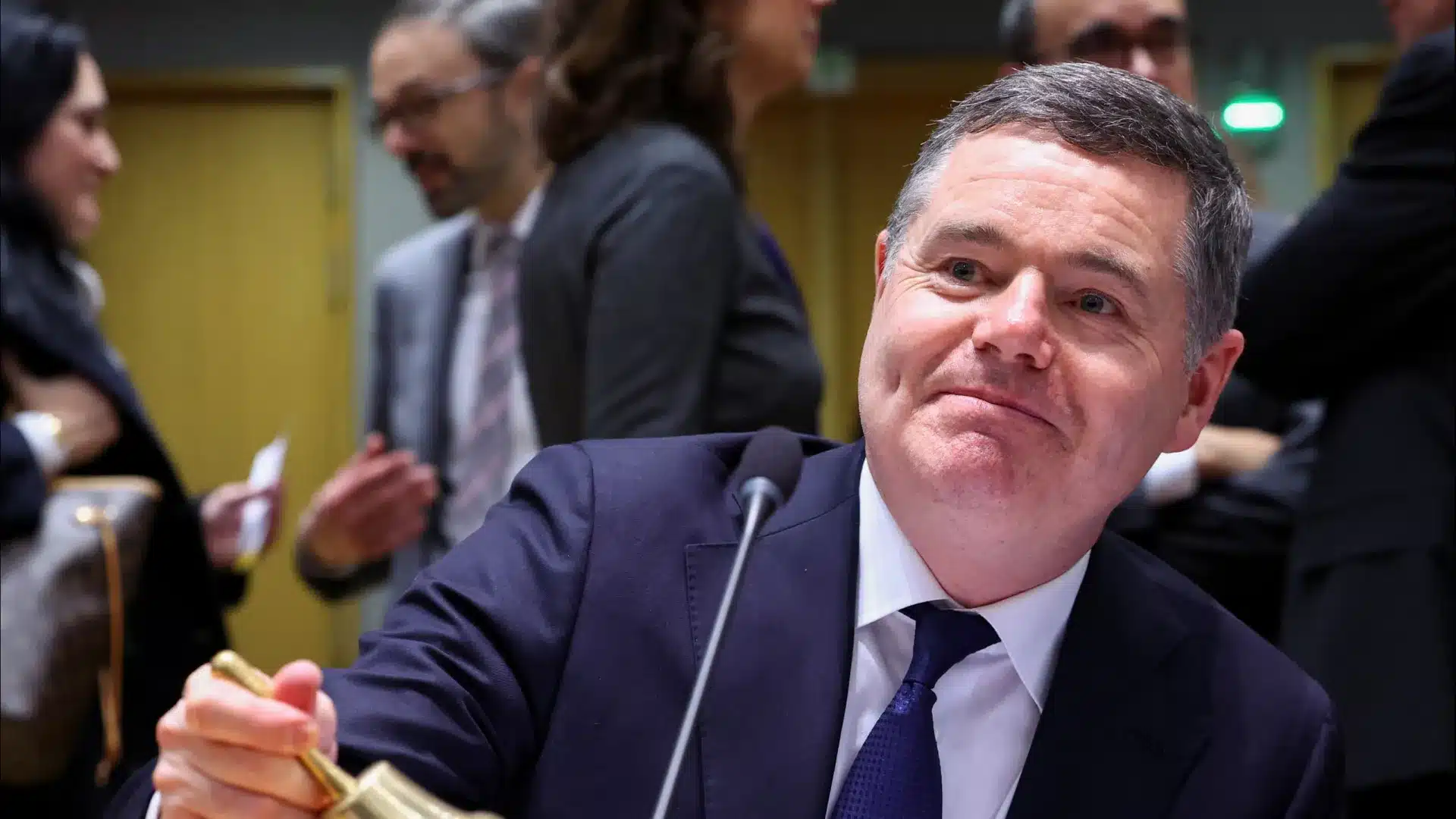 MEE souligne le dévouement de l'ancien président de l'Eurogroupe