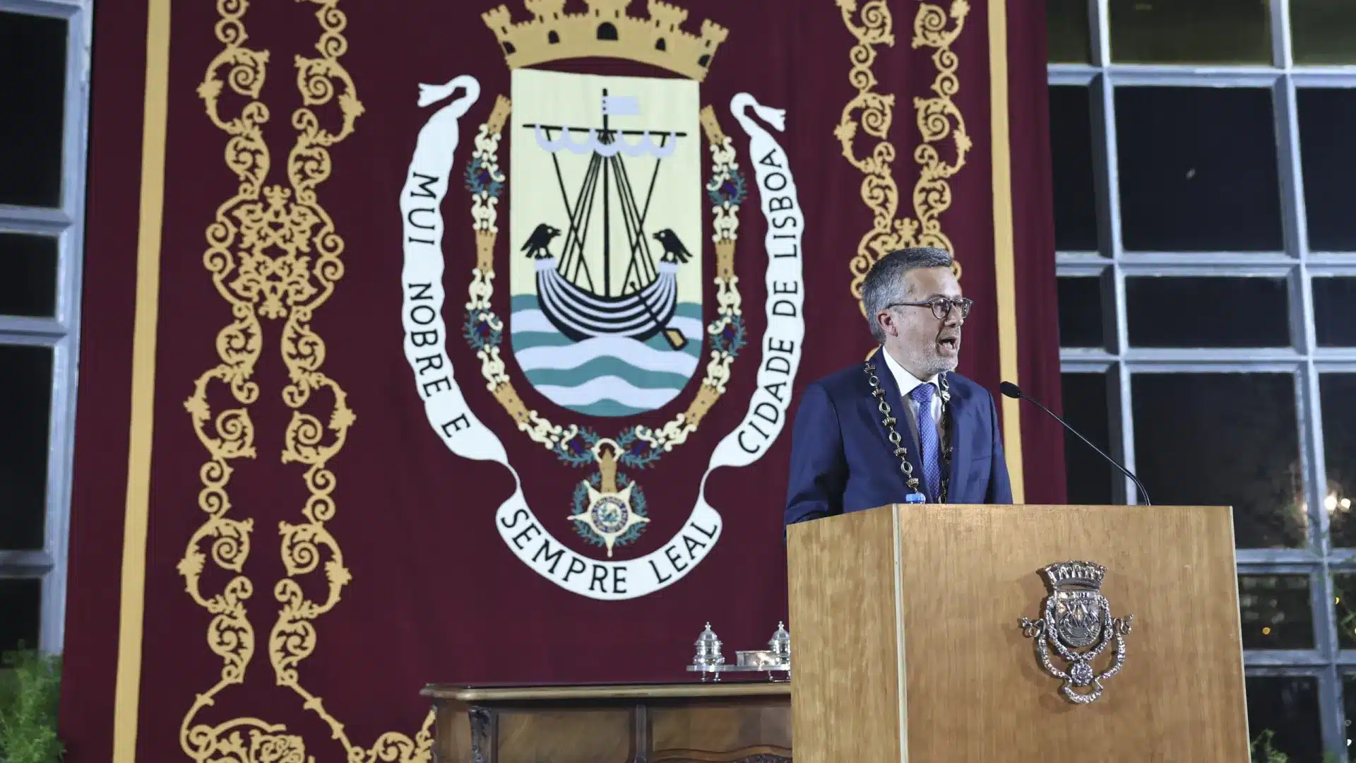 Moedas approuve le nouveau règlement de la Chambre de Lisbonne avec le soutien de Chega.