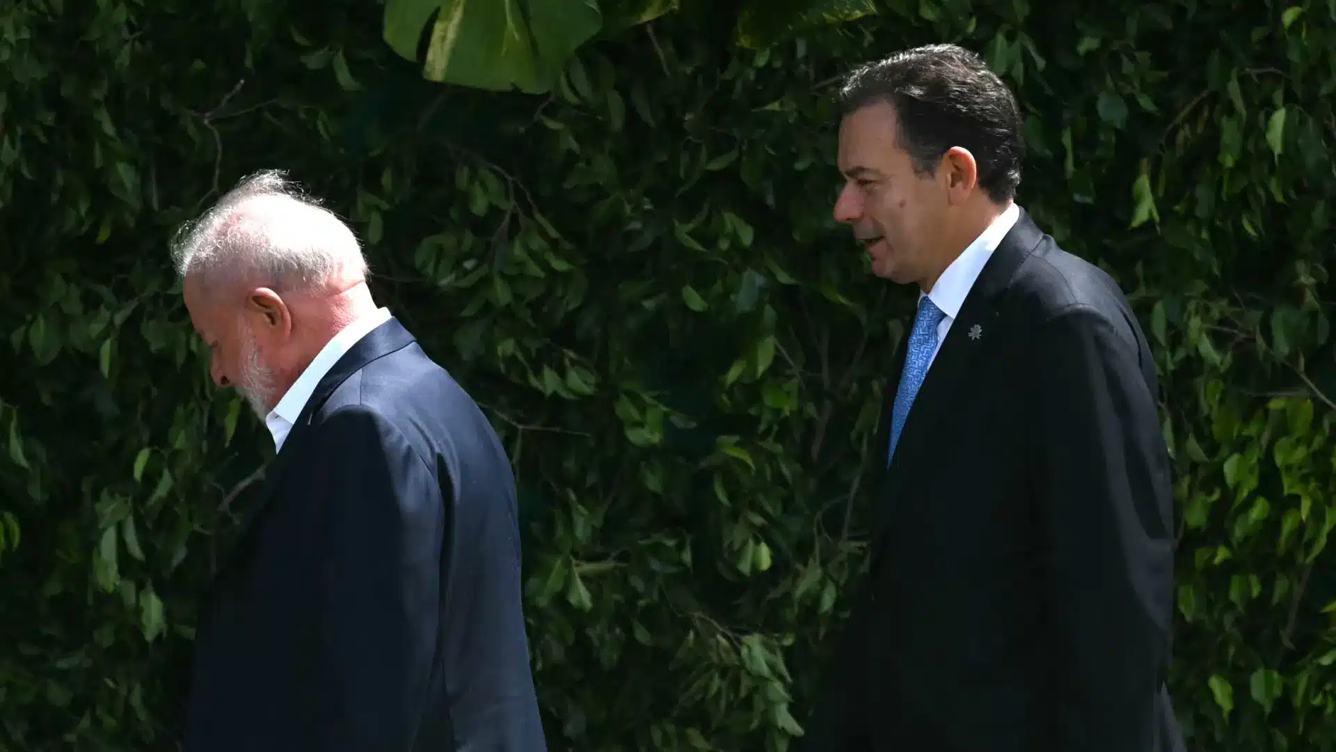 Montenegro discute avec Lula da Silva le renforcement du partenariat avec Embraer.