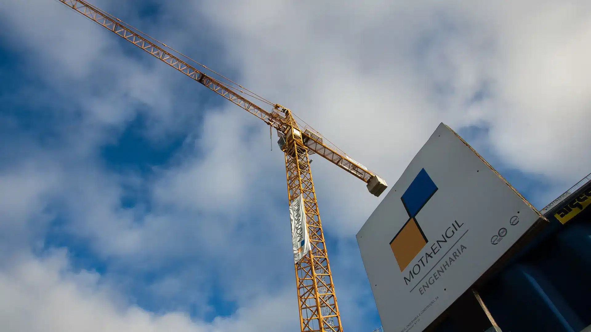 Mota-Engil monte à la 52e position dans le 'top' des 100 plus grandes entreprises de construction.