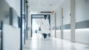 Près de 20 % des postes pour les spécialités médicales sont restés vacants.