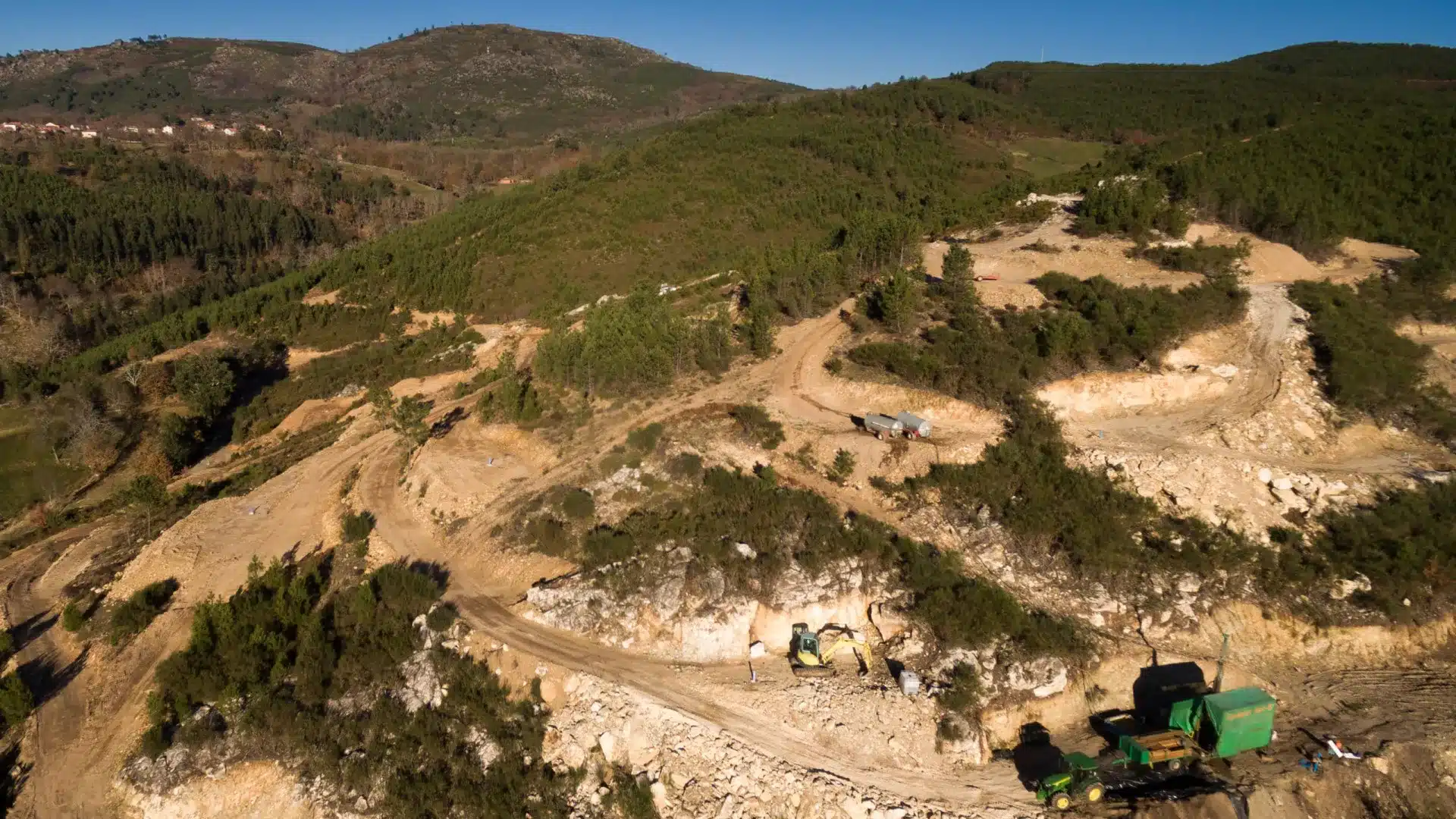 Savannah augmente le capital, acquiert une nouvelle concession et démarre les travaux en 2026.