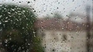 Setúbal en alerte rouge. Inondation coupe la route à Fernão Ferro