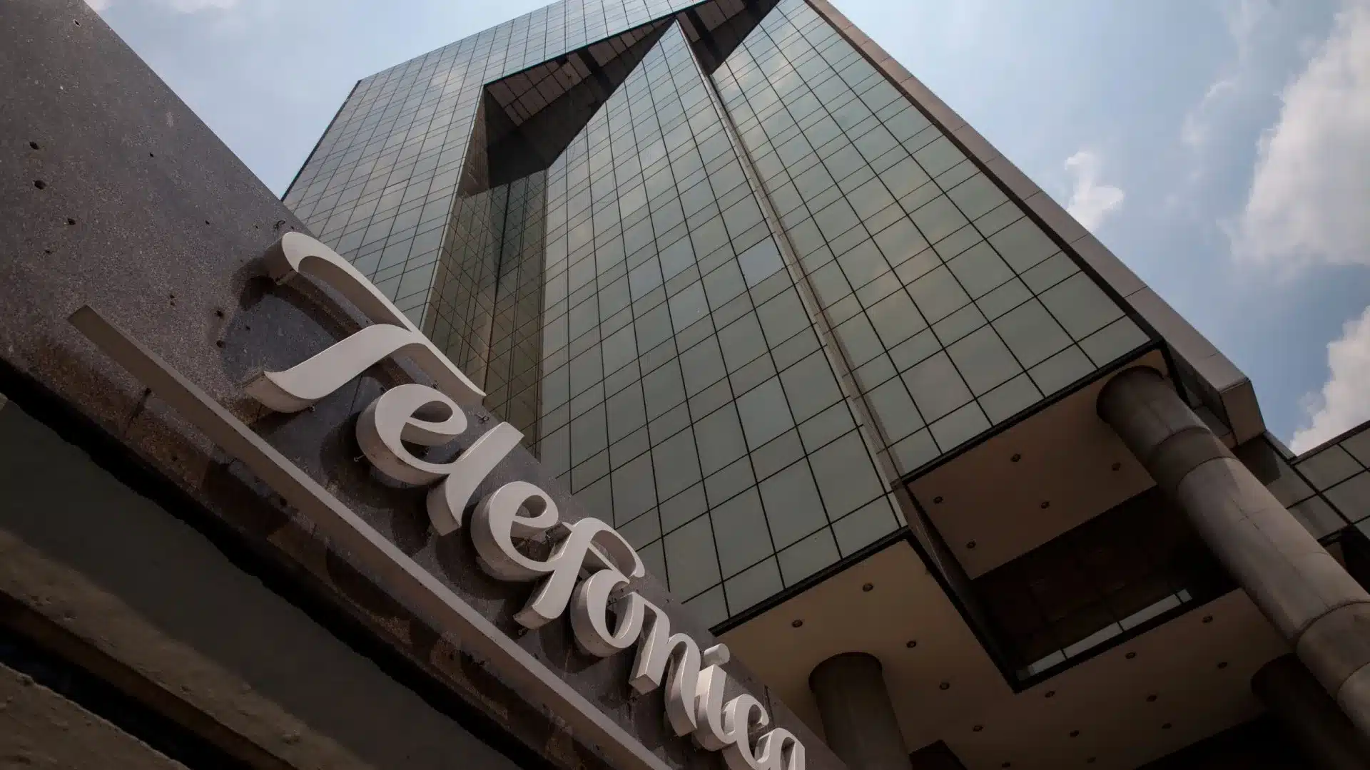 Telefónica prévoit un licenciement collectif de plus de 5 000 personnes.