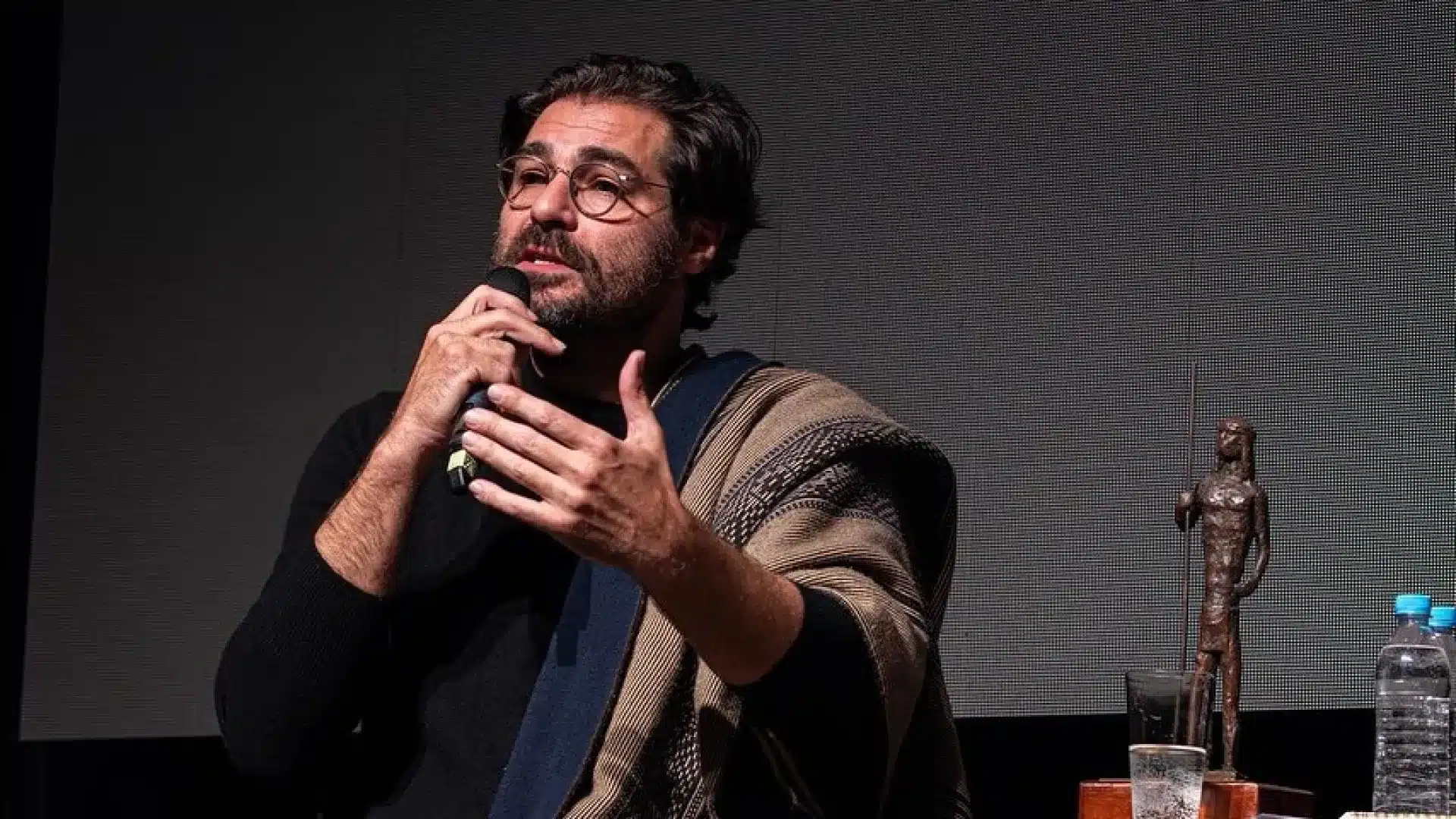 Thiago Lacerda fait ses débuts samedi sur les scènes portugaises avec la pièce "Qui est là ?"