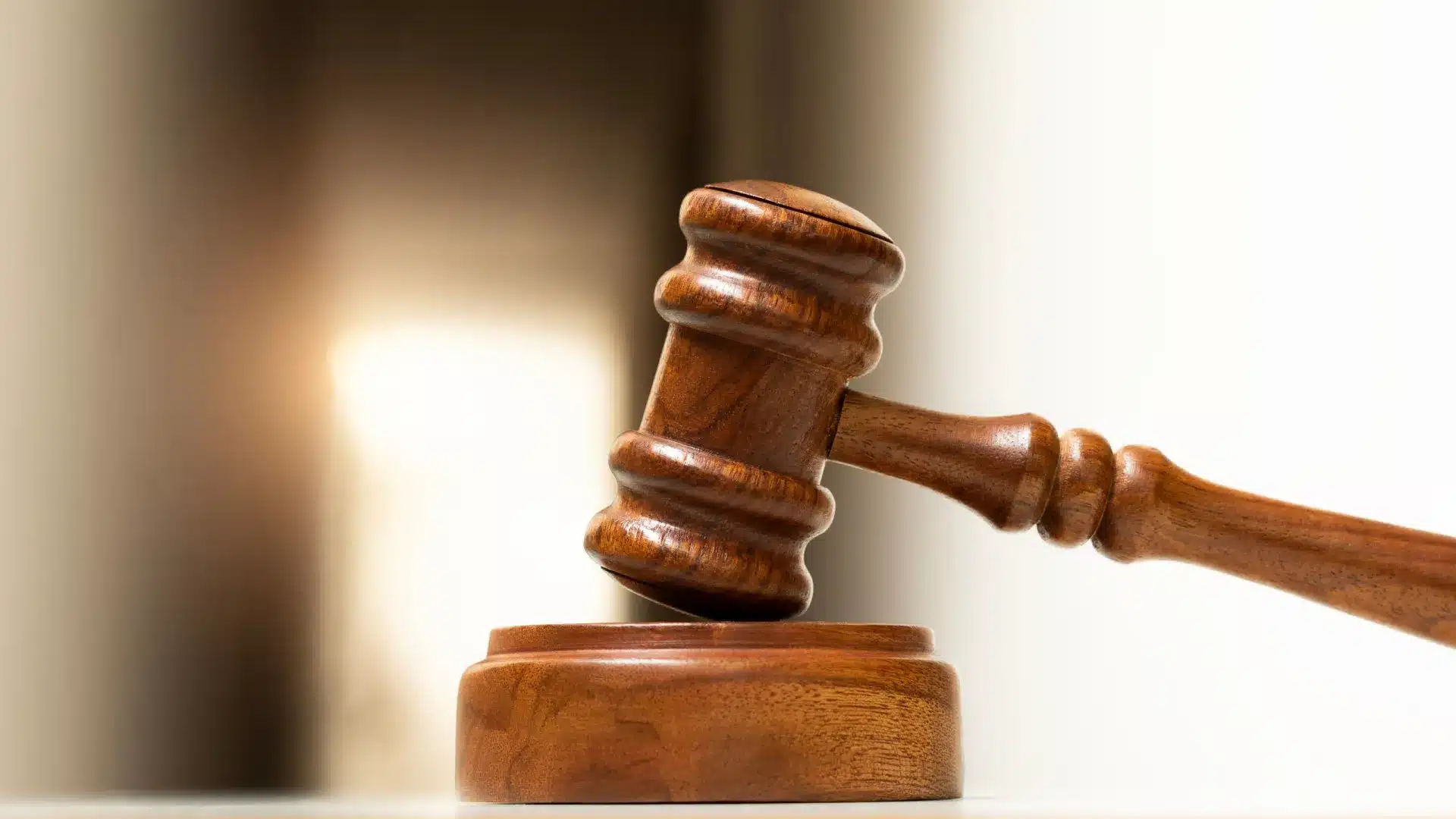 Un entrepreneur accusé de fraude fiscale qui a causé un préjudice à l'État de 1,6 million.