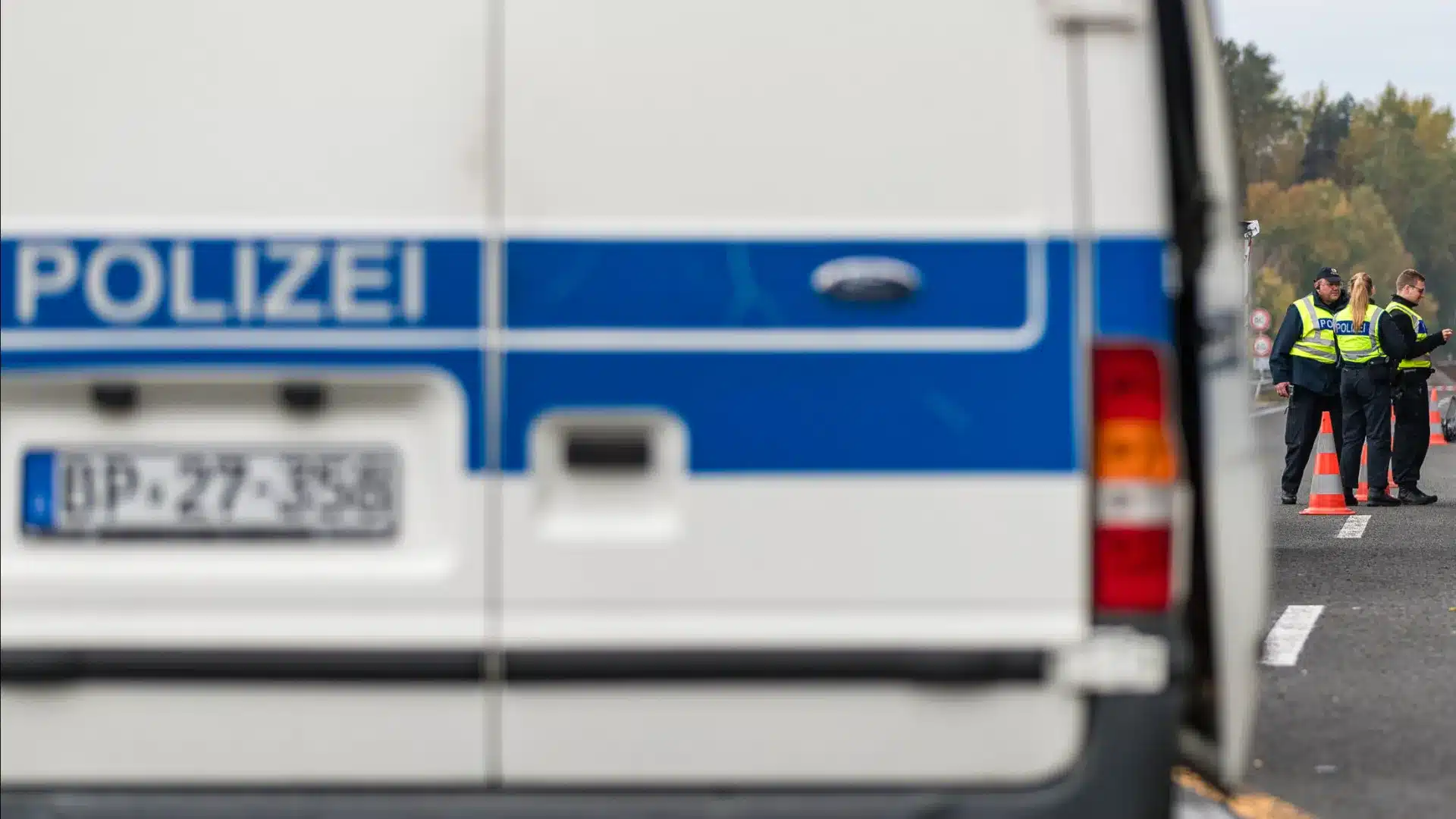 Un Portugais ivre provoque un accident spectaculaire en Suisse. Un jeune dans un état grave.